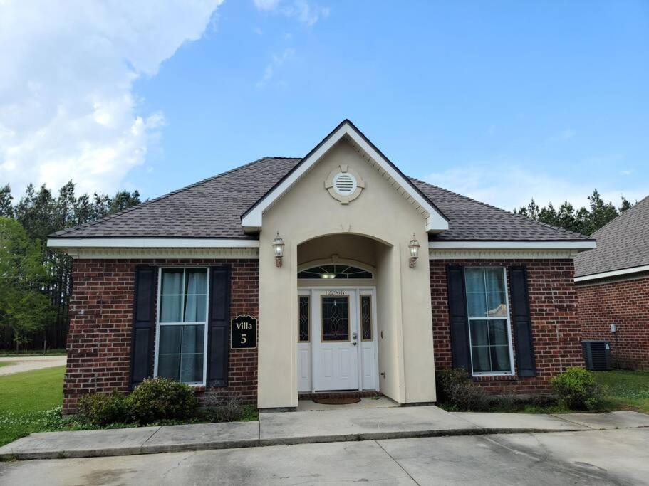Villa 5 Hammond Exterior photo